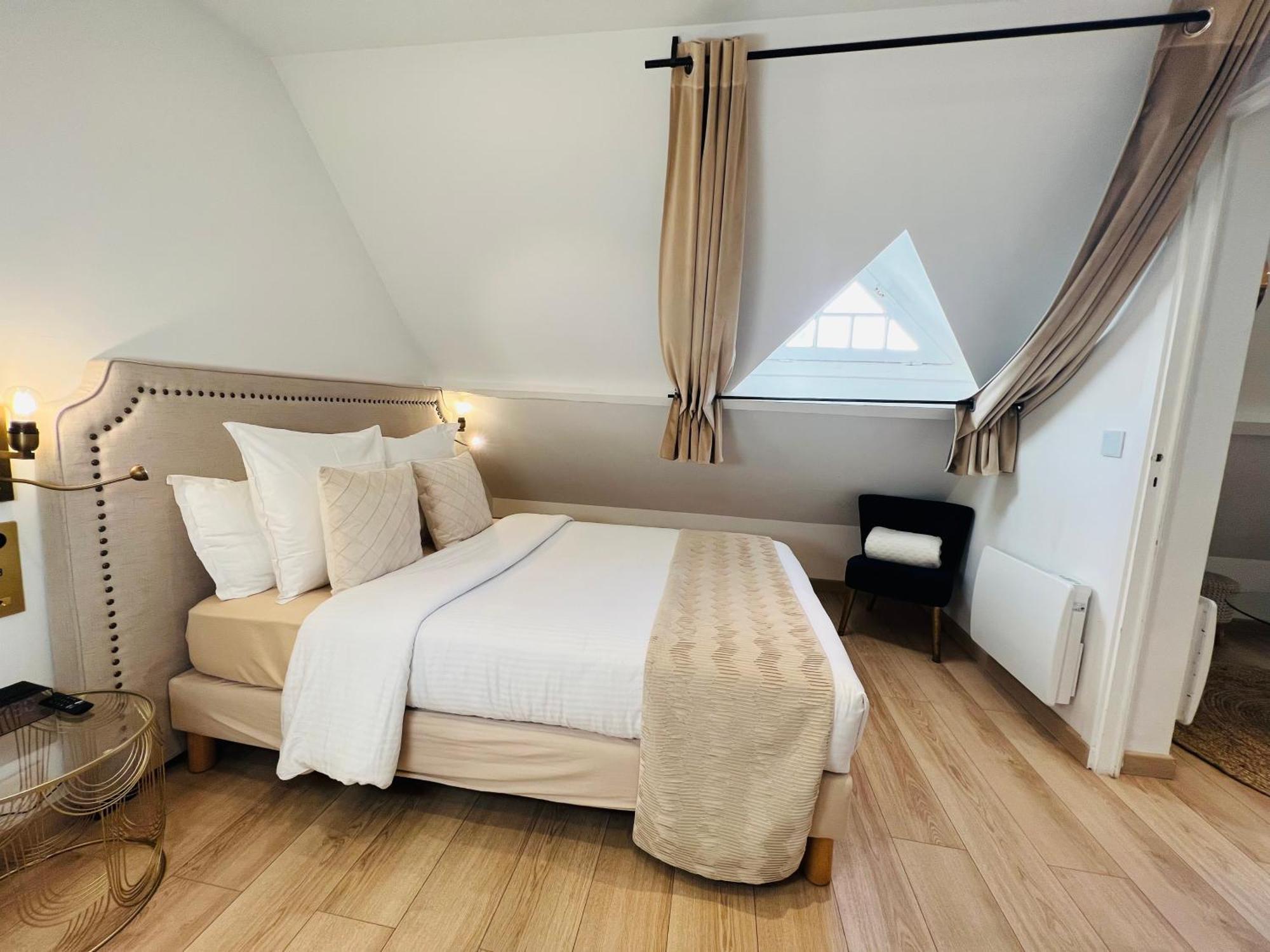 Superbe Appartement Avec Jardin Et Parking Prive Ris-Orangis Bagian luar foto